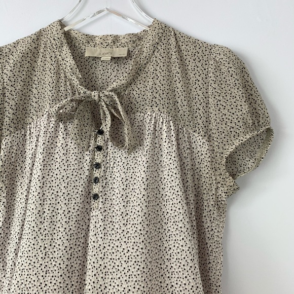 ❌Ann Taylor LOFT . Tie Neck Semi Sheer Blouse . SP - Picture 3 of 6